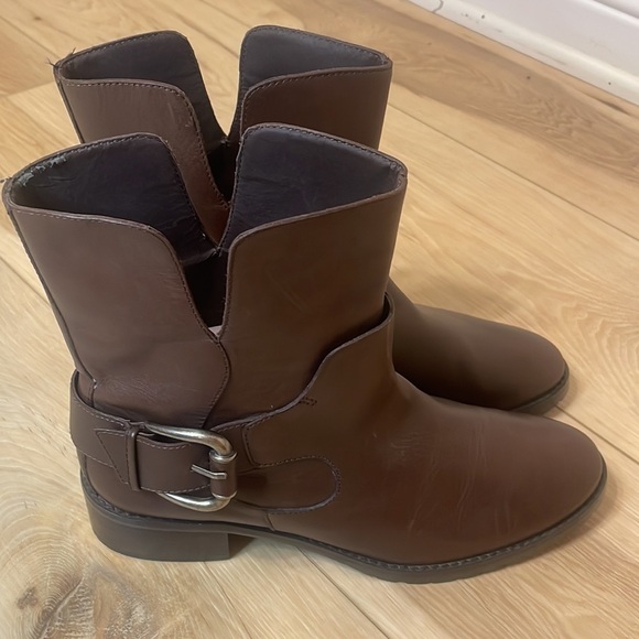 Donald J Pliner Brown Leather Booties Size 7 - Picture 10 of 15